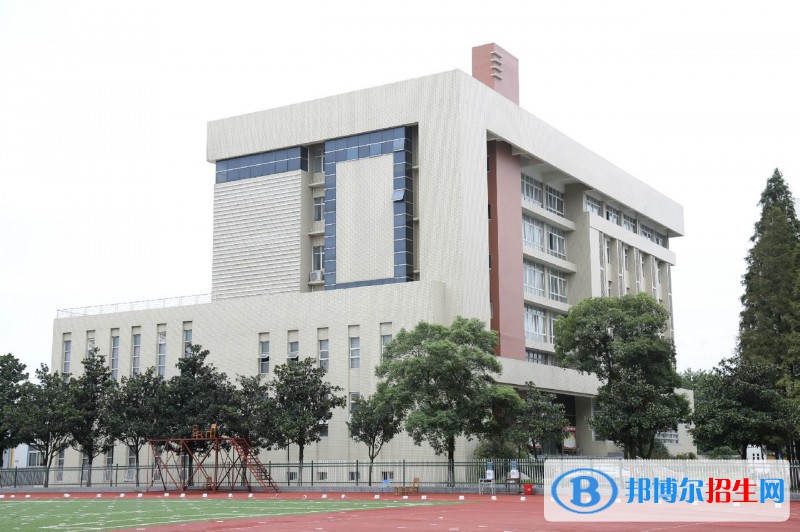紅河州衛(wèi)生護(hù)理學(xué)校2022年招生辦聯(lián)系電話(huà)