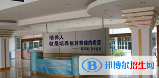 成都翔飛航空職業(yè)技術(shù)學校怎么樣、好不好