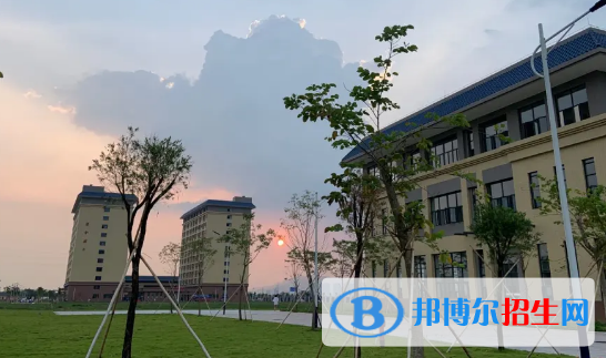 貴陽(yáng)2022年中專(zhuān)是初中嗎