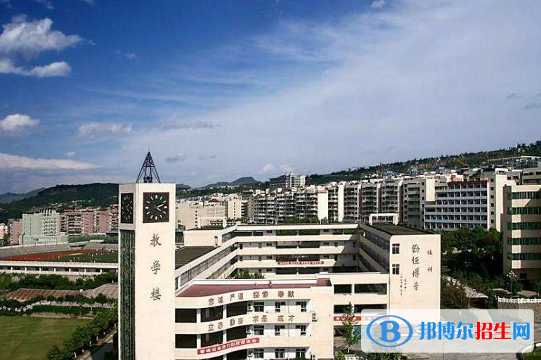 重慶現(xiàn)代技工學校2022年報名條件、招生要求、招生對象