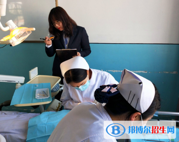 重慶2022年護(hù)理學(xué)校都有哪些專(zhuān)業(yè)