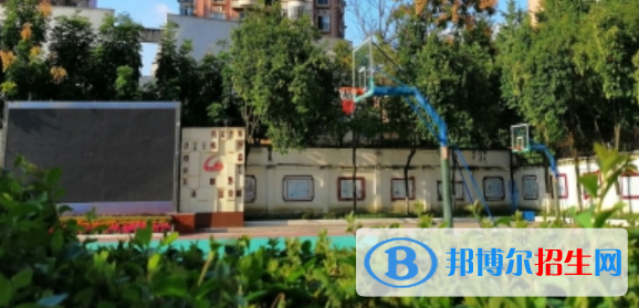 成都市財貿(mào)職業(yè)高級中學2022年學費、收費多少