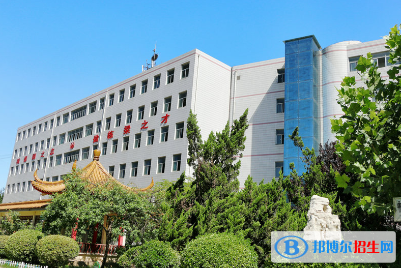 河北商貿(mào)學(xué)校2022年招生辦聯(lián)系電話(huà)