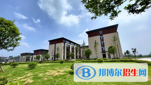 重慶智能工程職業(yè)學(xué)院怎么樣、好不好