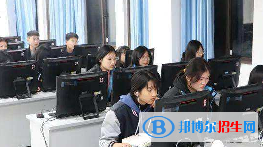 貴州2022年初中生報什么電子商務(wù)學(xué)校好