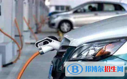 杭州2022年哪個(gè)汽修學(xué)校比較好