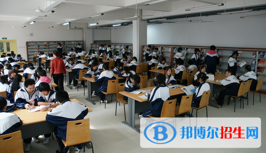 蘭考縣第一職業(yè)中專2022年報名條件、招生要求、招生對象