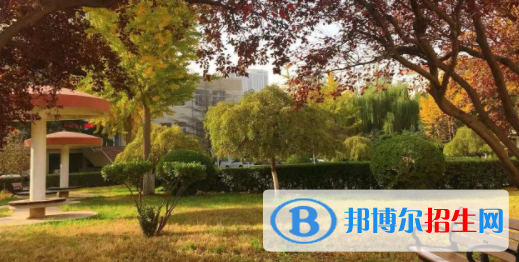 山東省濟南商貿(mào)學校2022年學費、收費多少
