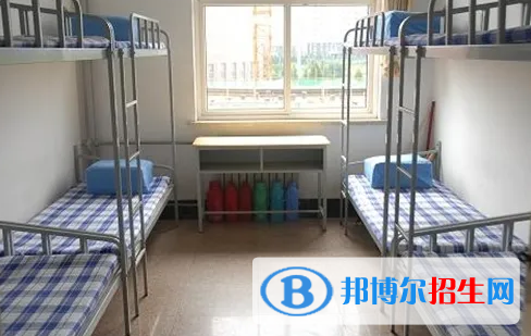 萬源市黃鐘職業(yè)中學2022年宿舍條件