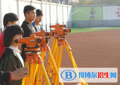 重慶2022年怎么讀建筑學校