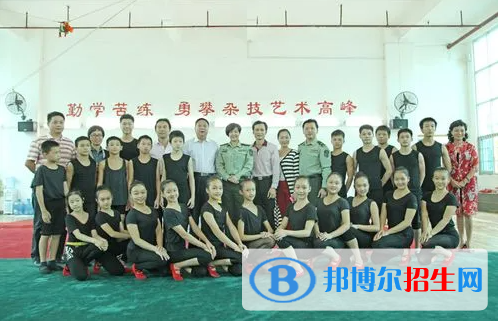 廣西賀州民族旅游藝術(shù)學(xué)校2022年報(bào)名條件、招生要求、招生對(duì)象