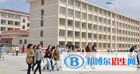 宜賓長江職業(yè)技術(shù)學校2022年地址在哪里  