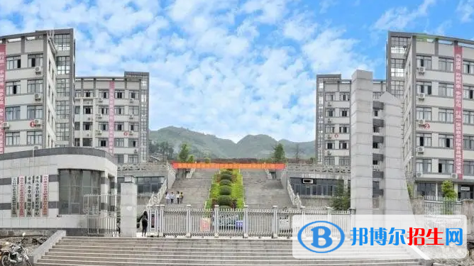 重慶2023年中專和幼師學(xué)校哪個(gè)更好
