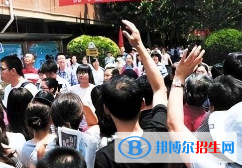 2022年天津高考本科分?jǐn)?shù)線公布（普通類、特殊類型、藝術(shù)體育類）