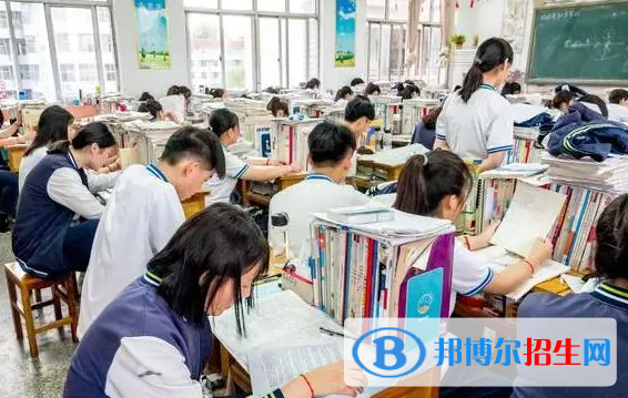 新疆高考本科分數(shù)線匯總(2017-2022年)