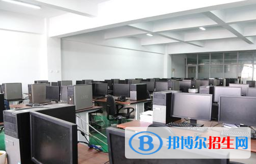 石家莊2023年學(xué)什么計算機(jī)學(xué)校好