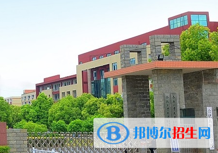 安徽2023年女生學汽修學校有前途嗎