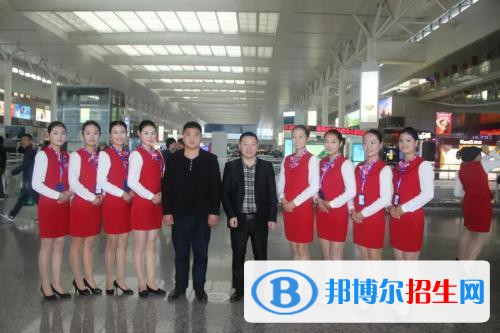 浙江2023年鐵路學(xué)校與中專哪個好