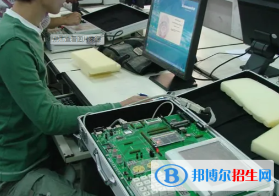 廣西2023年中專計算機學(xué)校都有什么專業(yè)