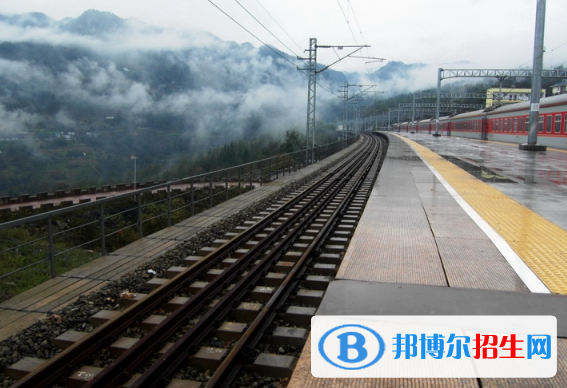 浙江2023年鐵路學(xué)校哪個(gè)專(zhuān)業(yè)比較好