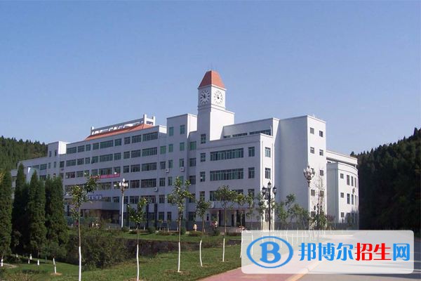 成都2023年男生讀鐵路學校好不好