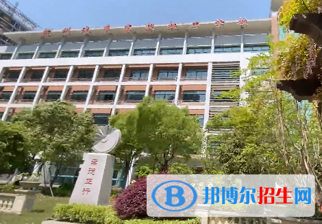 杭州2023年中專學?？梢詫W什么