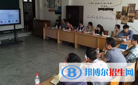 大學(xué)應(yīng)用語(yǔ)言學(xué)專業(yè)可以從事哪些工作？