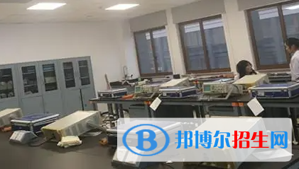 大學(xué)應(yīng)用物理學(xué)專業(yè)可以從事哪些工作？