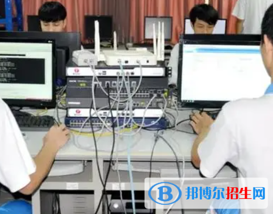 廣西2023年計(jì)算機(jī)學(xué)校讀出來(lái)是什么文憑