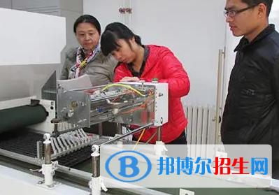 大學(xué)農(nóng)業(yè)裝備應(yīng)用技術(shù)專業(yè)可以從事哪些工作？