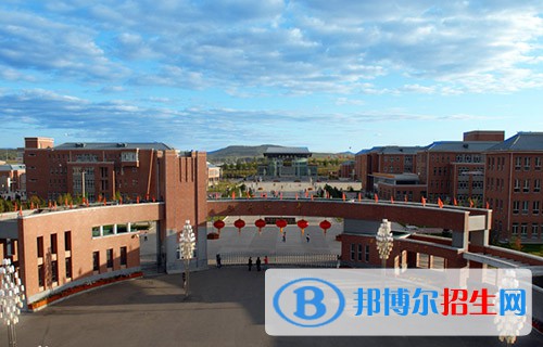 蘭州2023年上什么職業(yè)技術(shù)計算機學校好