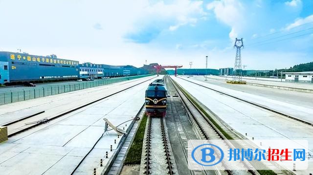 浙江2023年300分能上鐵路學校嗎