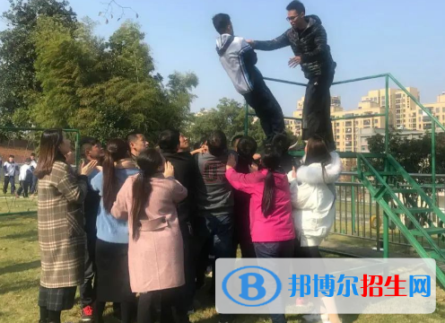 杭州2023年上中專學(xué)?？梢钥即髮W(xué)嗎