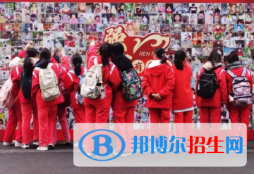 杭州2023年男生在中專學(xué)校學(xué)什么好