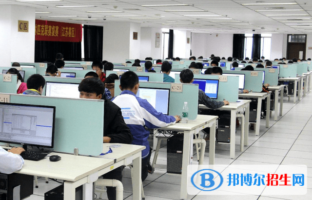 蘭州2023年計(jì)算機(jī)學(xué)校什么專業(yè)適合女生