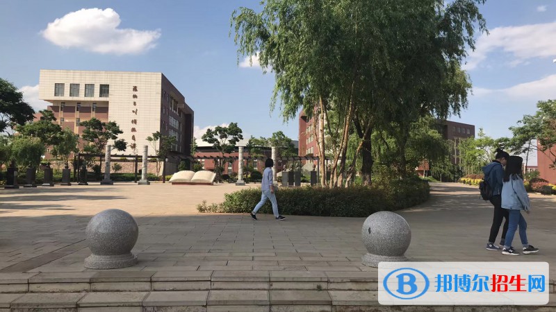 云南2023年適合高中畢業(yè)的中專學(xué)校