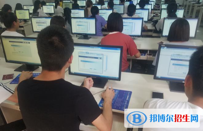 蘭州2023年計算機學(xué)校學(xué)什么最好
