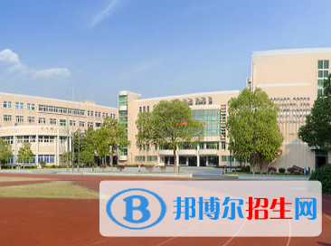 杭州2023年中專與?？频膮^(qū)別