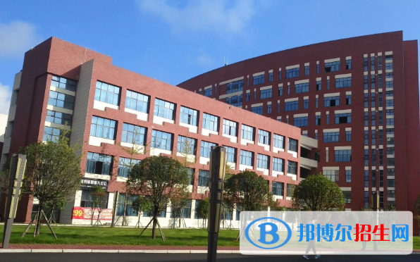 2022中國區(qū)域一流民辦大學(xué)排名(校友會(huì))