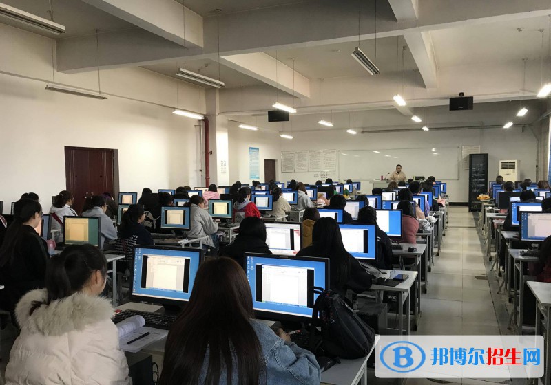 蘭州2023年計算機學(xué)校哪的好