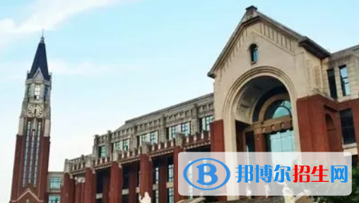 華東政法大學(xué)是不是雙一流大學(xué)嗎？