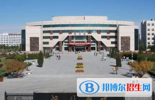 榆林學院是不是雙一流大學嗎？
