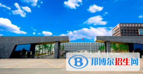 安康學院是不是雙一流大學嗎？
