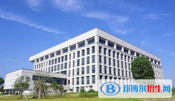 上海財(cái)經(jīng)大學(xué)浙江學(xué)院是不是雙一流大學(xué)？