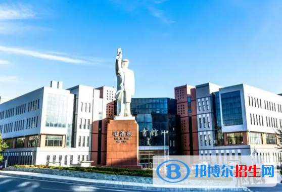 大連財經學院是不是雙一流大學？
