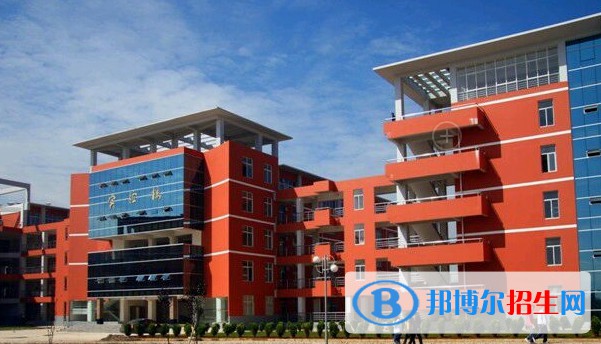 四川2023年男生學(xué)什么計算機學(xué)校好