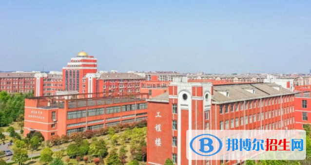 南昌職業(yè)大學是不是雙一流大學？