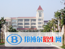 上海師范大學(xué)天華學(xué)院是不是雙一流大學(xué)？