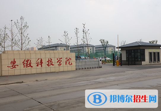 本科線多少分2022：今年高考一本、二本、?？其浫》?jǐn)?shù)線匯總表！