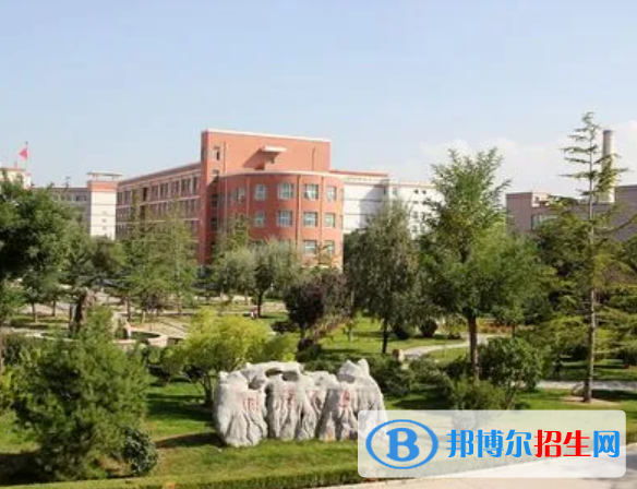 蘭州工商學(xué)院是不是985大學(xué)？